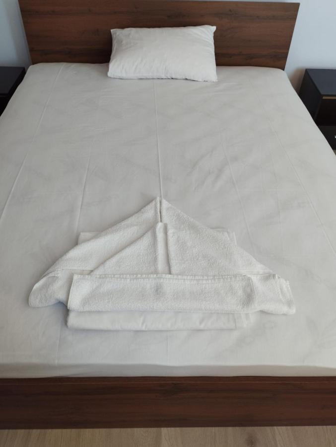 Alfa Guest Rooms With Parking Varna Ngoại thất bức ảnh
