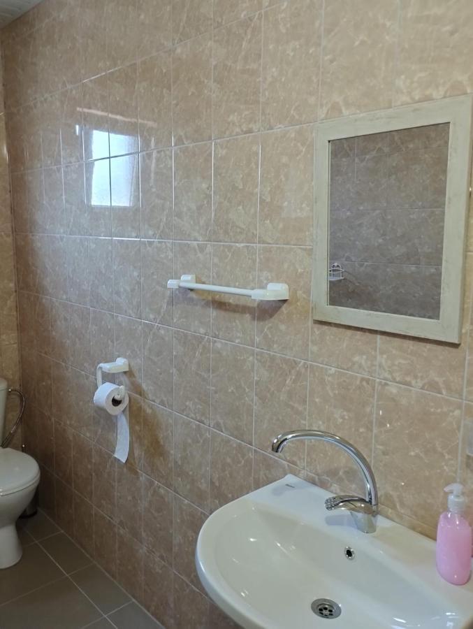 Alfa Guest Rooms With Parking Varna Ngoại thất bức ảnh