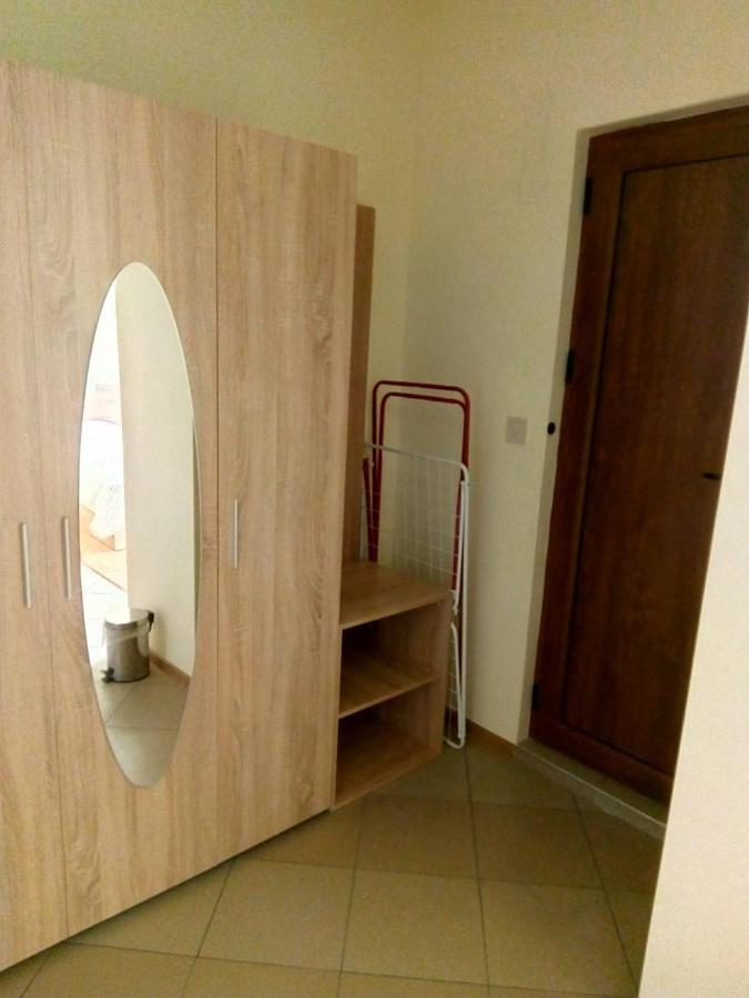 Alfa Guest Rooms With Parking Varna Ngoại thất bức ảnh