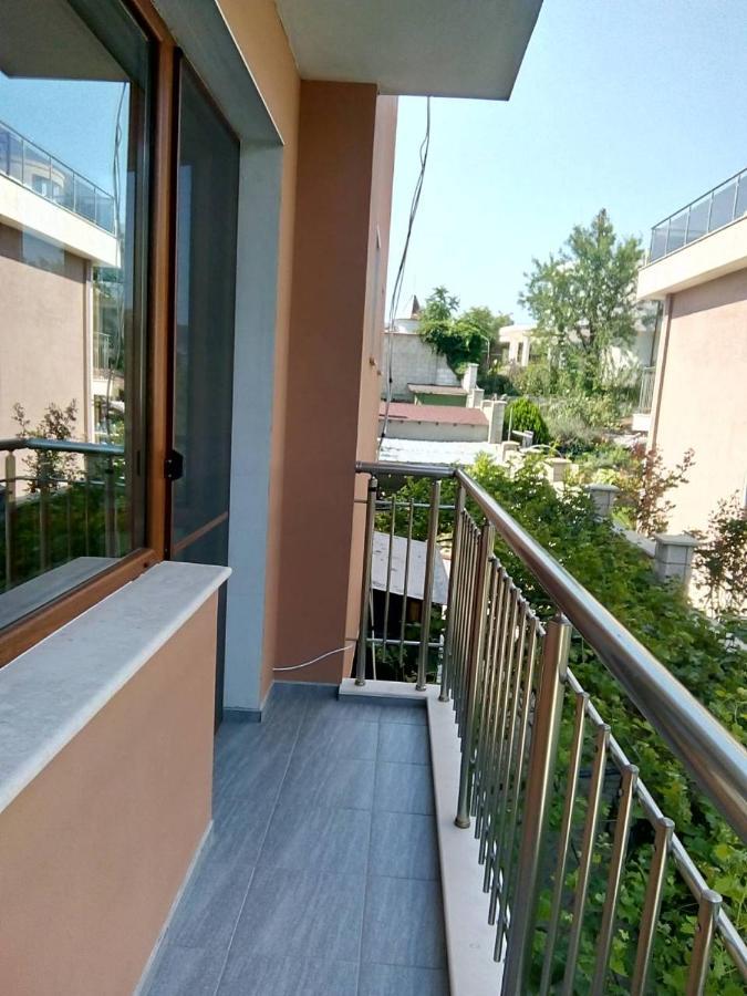 Alfa Guest Rooms With Parking Varna Ngoại thất bức ảnh