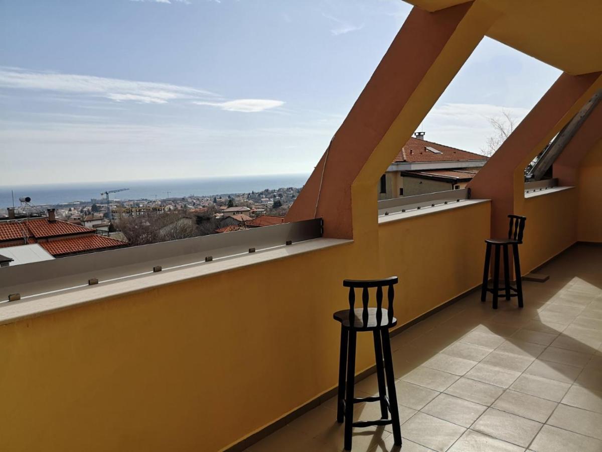 Alfa Guest Rooms With Parking Varna Ngoại thất bức ảnh